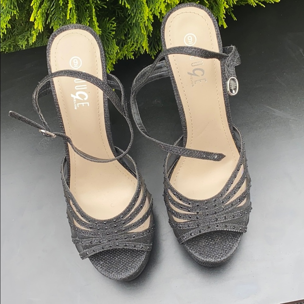 Comfortable heels 👠 - Picture 2 of 4